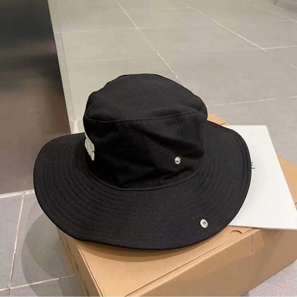 Miu Miu Black Bucket Hat - Picture 5 of 7